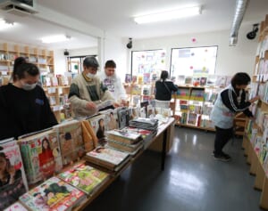 「なぜ本屋さん？」障がいのある書店員が働く「本屋さん ててたりと」パン屋さんでもお菓子屋さんでもダメだった理由