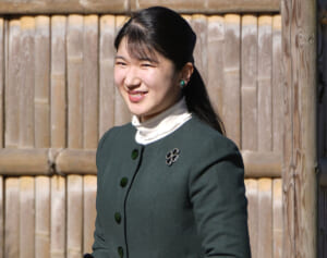 愛子さま　鴨場接待デビューは佳子さまとご一緒に！“ペアご公務”急増の陰にLINEで連絡取りあう「親密連携」