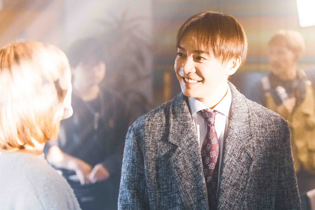 画像・写真3枚目】「楽屋も一緒で、恋人より長く」8年ぶり復帰・成宮