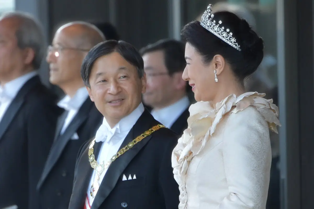 天皇陛下 祝65歳！人生の約半分は雅子さまと…ご結婚前のデート写真も