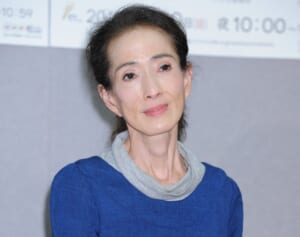 いしだあゆみさん死去　「甲状腺機能低下症」とは？更年期症状と勘違いするケースも