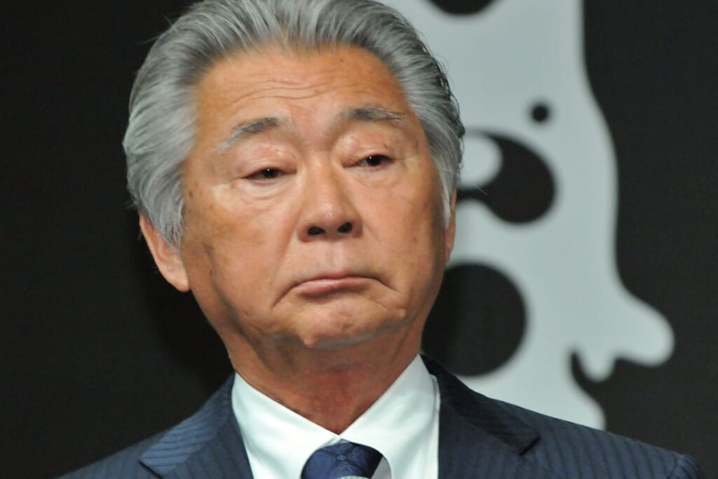 みのもんたさんは牛タンを詰まらせ…食事中の会話が誤嚥を招く！