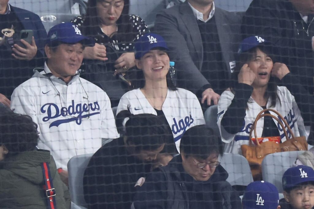 大谷翔平 母・加代子さんが地元住民に打ち明けた「真美子さんの印象」【真美子さんと1年の歩み】