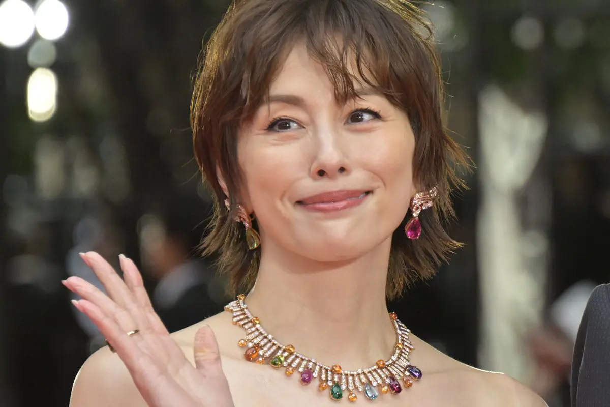 米倉涼子 敬愛する西田敏行さんのお別れ会で周囲を驚かせた“異変 