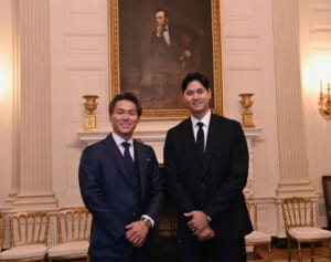 大谷翔平　トランプ大統領への表敬訪問で米国記者から浴びた「政治的な質問」、他の取材陣は呆れ顔
