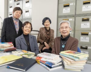 40年活動の翻訳家「加島葵」＝お茶大同級生11人　85歳の現メンバー全員が語った“女の友情”「戻れなかったら生きている意味がありません」