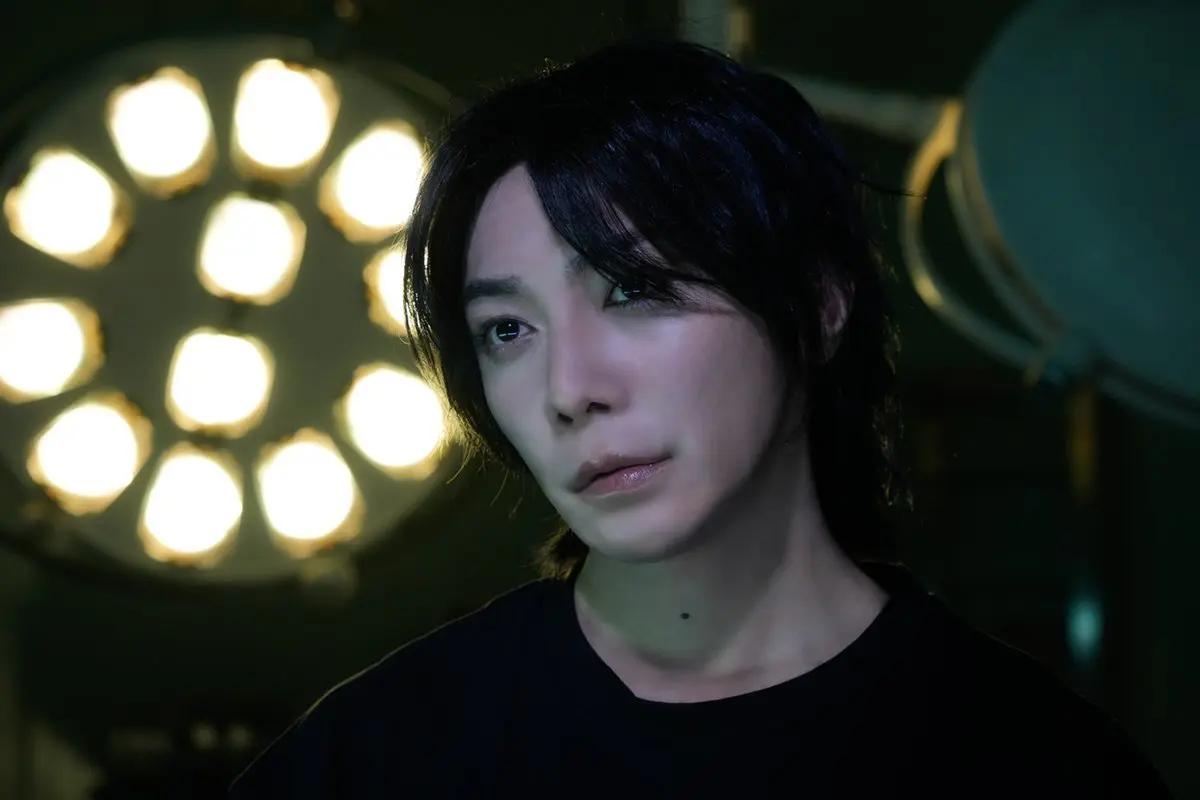 成宮寛貴主演の闇深ドラマ】『死ぬほど愛して』原作者と一緒に作り上げ