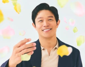 「その言葉が自分を突き動かしたのは間違いない」鈴木亮平が明かす、母からもらった大切な言葉【インタビュー】