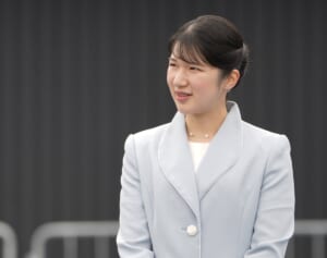 【独自】《つきまとい集団が！》愛子さま　万博など各地フィーバーの裏で“異常事態”に巻き込まれていた