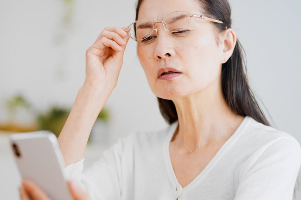 【白内障手術】近くも遠くも見える「多焦点レンズ」のメリットとリスクを医師が解説