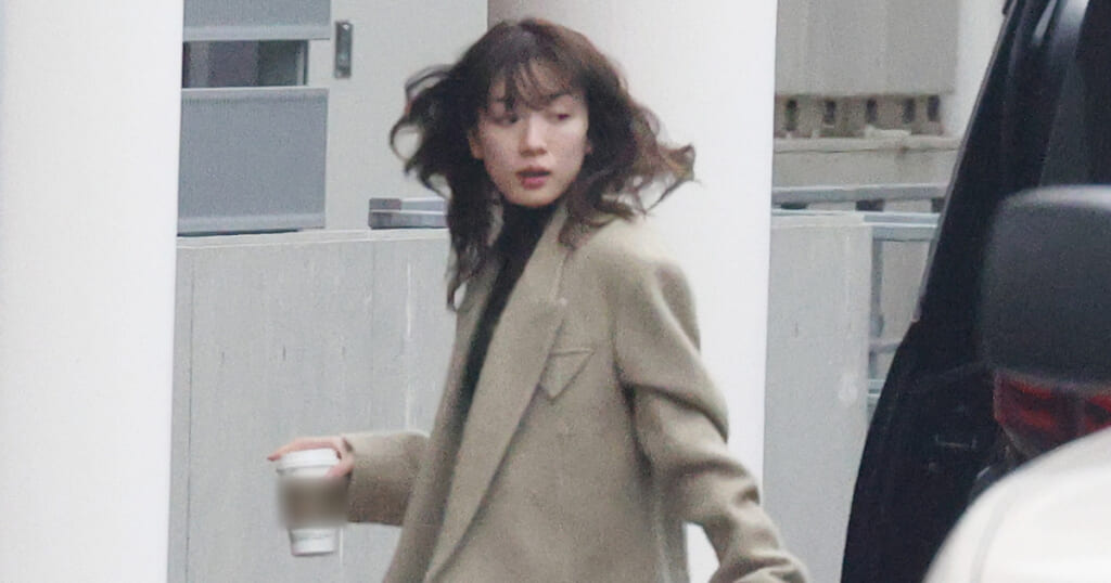 めちゃくちゃ名シーン」郷ひろみ 交際時は手を繋いで登場したことも