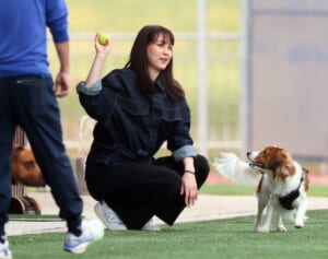 「28歳ごろに結婚してお母さんに」真美子さん　知人に明かしていた“家族計画”