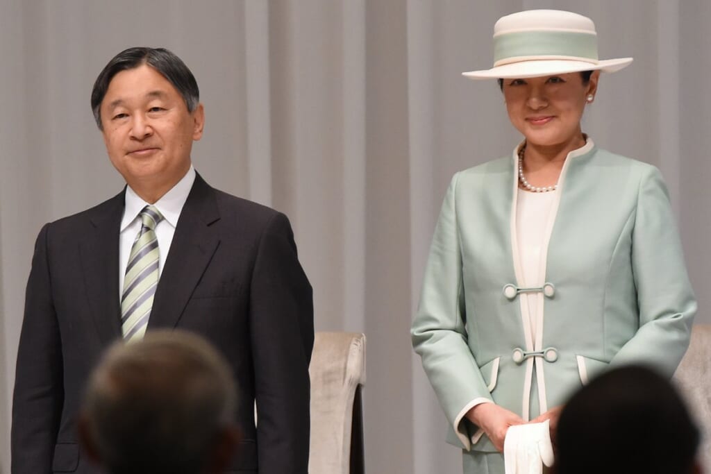 天皇陛下が距離を置かれた“ご学友の息子”が皇族の養子に…自民党強行案の危険性