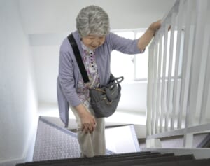 認知症かと思ったら…10人中9人が気づかない「ハキム病」の“症状”と“見分け方”