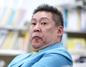 「出てこい」「もっかい家行ったる」N党・立花党首が脅迫の疑いで書類送検、被害県議が本誌に打ち明けていた「恐怖」