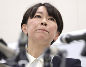「すっとぼけ戦法」“公認取り消し”の山尾志桜里氏　会見で繰り返していた“フレーズ”に指摘相次ぐ斎藤元彦知事との「シンクロ」