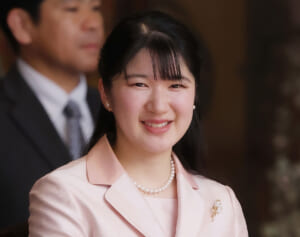 《朝青龍を「ダグワドルジ」とお呼び、陛下と取組…》両陛下モンゴル訪問で思い出される愛子さまの相撲愛、推しの力士は？