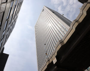 「会社でも話題になってなかった」同じビルで勤務する他フロアの人も気づかず…池袋刺殺事件の“闇”