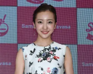 「ちょっと低体重すぎない？」板野友美　過激ダイエットに賛否…公表された驚愕“体重”