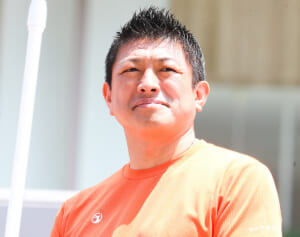 「え？もう入れちゃったよ？」『上方漫才大賞』受賞の46歳ピン芸人　参政党・神谷代表の“手のひら返し”に呆然