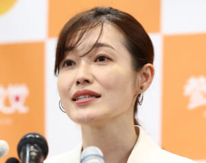 「合流とか、ダメかしら？」参政党・さや氏　高市早苗・麻生太郎陣営に密かに送っていた「ラブコール」