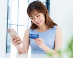 実は知らなかった「クレジットカードの付帯保険」の補償が便利…クレカ専門家のおすすめは？