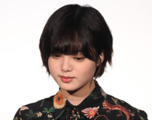 「タトゥー入れたん？」元欅坂・平手友梨奈　右腕に「前衛的な絵柄」発見もファンが好意的なワケ