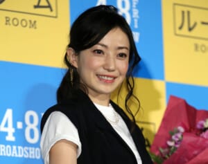 「ガチなやつじゃん」菅野美穂主演ホラー映画の現場で“異変”…スタッフが捉えた“怪奇現象”動画にネット震撼