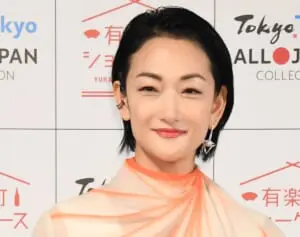 「かっこいい親子」冨永愛の20歳モデル息子はなぜ“親の七光り”批判されないのか…二世タレントとの違い