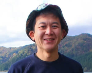 《中国旅行を最後に2カ月音信不通》人気旅系YouTuber　復帰報告に安堵広がるも…手の甲までびっしりの“ゴリゴリタトゥー”にファン騒然