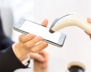 楽天、ドコモ…“ポイント改悪”が続くいま脚光を浴びる「ポイ活向きの決済方法」とは