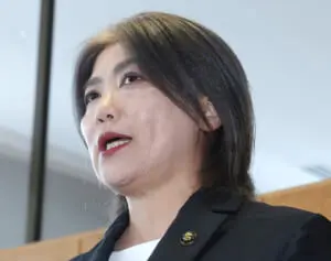 「逆に尊敬する」“学歴詐称疑惑”田久保市長　議会解散報告も“らしさ全開”の衝撃投稿にネット総ツッコミ