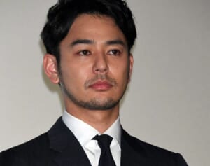 「ダサすぎる」妻夫木主演映画『宝島』大物監督が一般人の批判レビューに“皮肉突撃”で批判続出…期待される『国宝』級ヒットも黄色信号