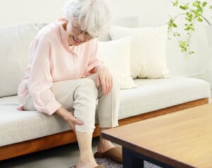 50代以上が覚えておきたい「こむら返り」の痛みが30秒で簡単に消える方法