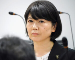 「有力者の腰に手を回して…」前橋市長　ラブホ密会前に目撃されていた驚きの誘惑手口…女性議員を敵視する発言も