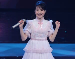 《デビュー45周年》松田聖子　自宅訪問すると実母が神対応、自分のモノマネに意外な反応…森口博子ら大ファン4人が語る「素顔」