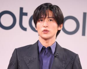 《全盛期の嵐と同じレベル》目黒蓮　超多忙で関係者が危惧する休業危機…「日曜劇場」出演に助け舟出した「先輩アイドル」