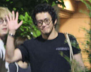 小栗旬　田中圭、坂口健太郎のスキャンダル対応だけじゃない…事務所社長として頭悩ませる「もう一つの問題」