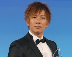 「責任転嫁以外の何者でもない」しみけん　空港案内員への“逆恨み”ブログに批判噴出