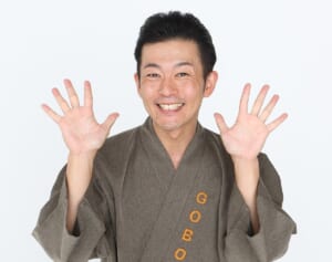 ごぼう先生が動画で解説！「50代からの不調解消体操」【免疫力アップ腸ねじり体操】｜介護界のアイドル