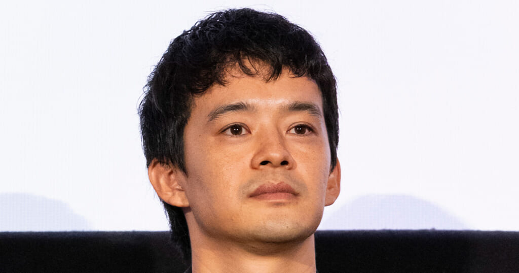 クトゥルフ神話熱弁で話題の佐野史郎 今度は怪獣愛炸裂で騒然 | 女性自身