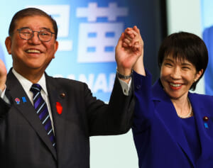 《石破氏は“寝てないアピール”と炎上》高市首相　“2時間睡眠”に相次ぐ心配の声…支持率の差でついた“明暗”