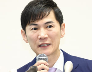 「人を馬鹿にしてマウントを取る」石丸伸二氏　維新議員と激論も“嘲笑的”な「揚げ足取り」にSNSから疑問の声