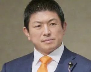 「礼を失する行動」参政党・神谷代表　拉致被害者家族の前で明かした「ブルーリボンバッジ」を付けない理由にSNS疑問の声