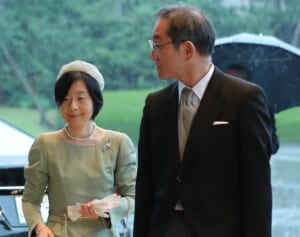 黒田清子さんに秋篠宮さまが“支持回復”をご相談…30年前には母・美智子さまへのバッシングに対応も