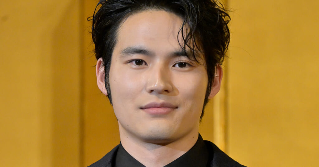 スノスト繋ぐ京本政樹の献身…食事会開催、長文メールで激励 | 女性自身