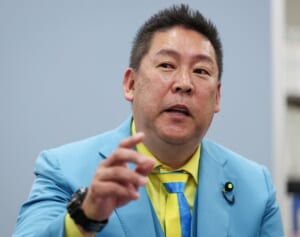 「関係ないとは言えない」立花孝志氏を名誉毀損疑いで逮捕、“3名の情報提供者”の責任問う声