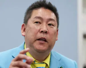 《先着10名で…》立花孝志氏　生活費困窮でバーでアルバイト…知人に送っていた「営業LINEの内容」