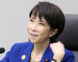 《愛用シャンプーは“鉄の女”と同じ》高市首相と親交30年の美容師語る“サナエヘア”の秘密