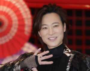 「泣く泣く不選出に」10年連続出場の山内惠介がまさかの『紅白』落選…NHK関係者明かす“方針変更”